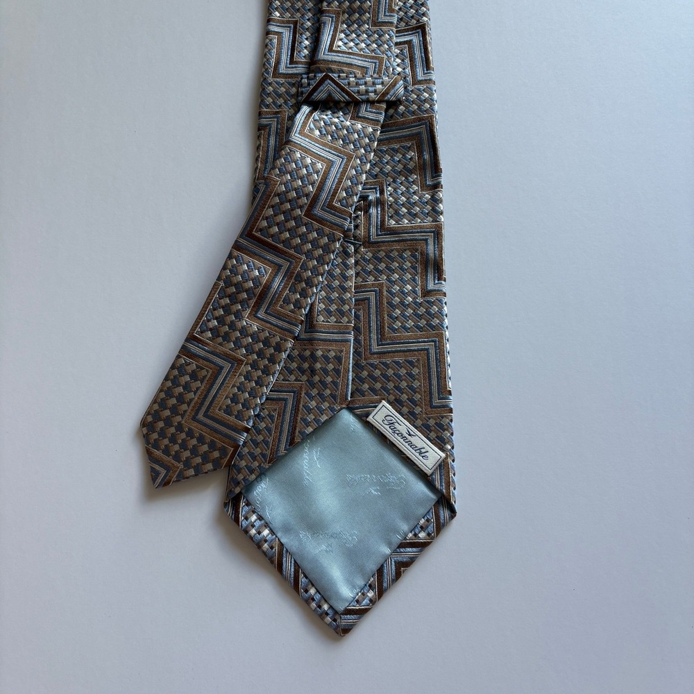Faconnable Mens 100% Soie-Silk Tie Blue Brown Geometric Zig Zag